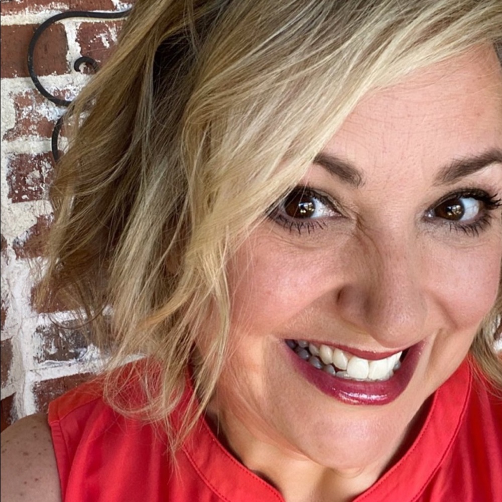 Meet your Posher, Marlo